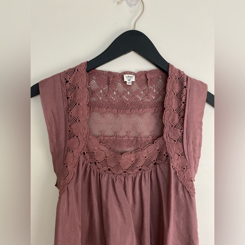 WILFRED lace trimmed silk top. Size XS - Picture 11 of 11